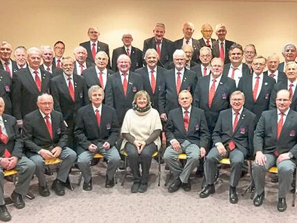 Altvertraute und neue Weihnachtslieder singt der Männerchor Bad Segeberg. Foto: Männerchor