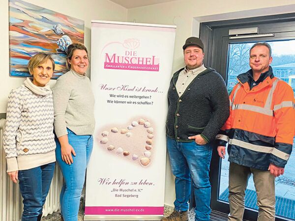 Die Muschel freut sich über die Spende von Sarah und Nico Schmidt