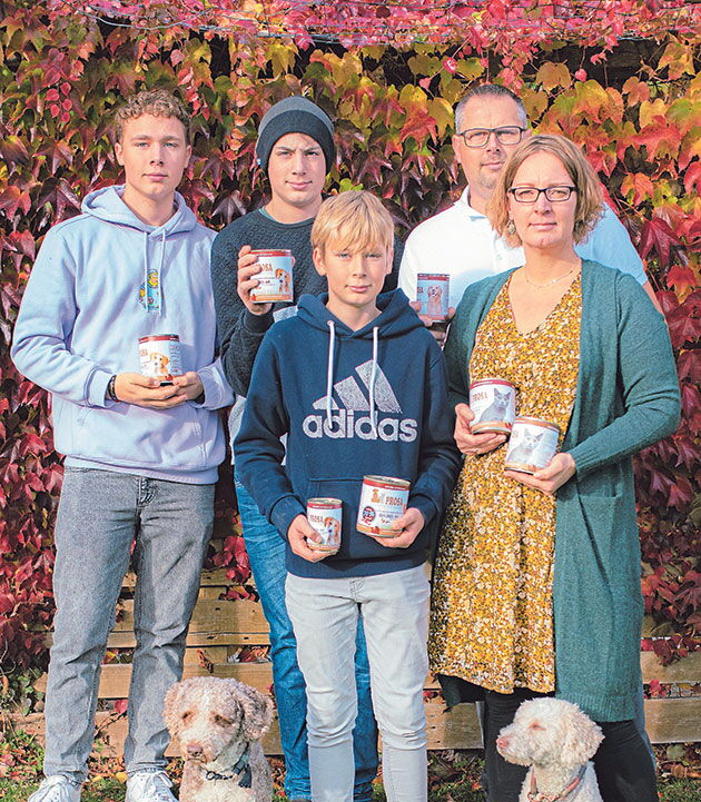 Familie Overath setzt bei Tierfutter auf beste Zutaten und schonende Zubereitung. Erstbesteller erhalten jetzt einen Rabatt. Foto: privat Familie Overath setzt bei Tierfutter auf beste Zutaten und schonende Zubereitung. Erstbesteller erhalten jetzt einen Rabatt. Foto: privat