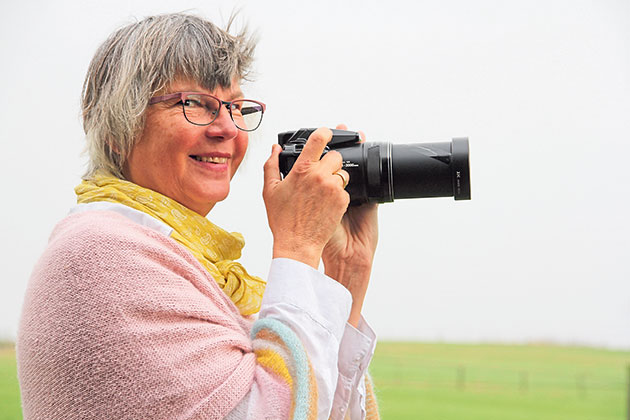 Seit fünf Jahren ist Karoline Petersen-Poggensee mit ihrer Kamera auf Vogeljagd. Fotos: ohe