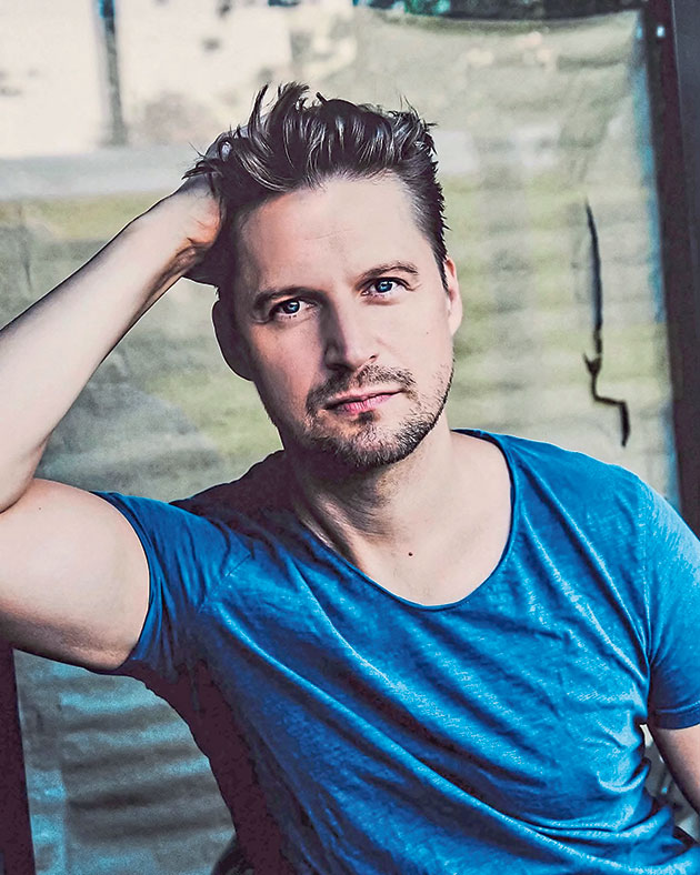 Ensemble ist komplett Bastian Semm spielt Old Shatterhand Basses Blatt