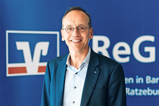 Stephan Schack verlässt den Vorstand der Volksbank Raiffeisenbank eG zum 1. August.Foto: VREG